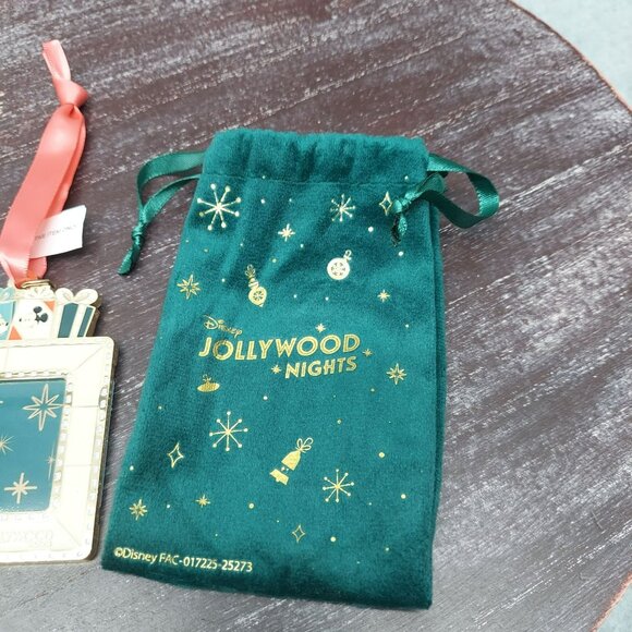 Disney Jollywood Nights 2025 Collectible Trading Pin With Velvet Drawstring Bag - Picture 2 of 6